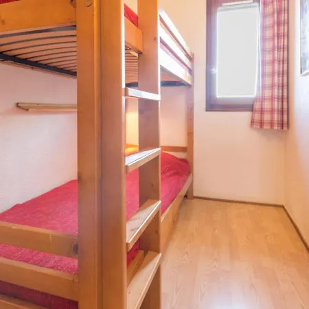 Au Centre De Montalbert, Ideal Pour Familles - Fr-1-755-6 *