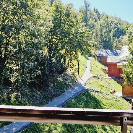 Lägenhet Au Centre De Montalbert, Ideal Pour Familles - Fr-1-755-6 *