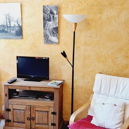 Au Centre De Montalbert, Ideal Pour Familles - Fr-1-755-6