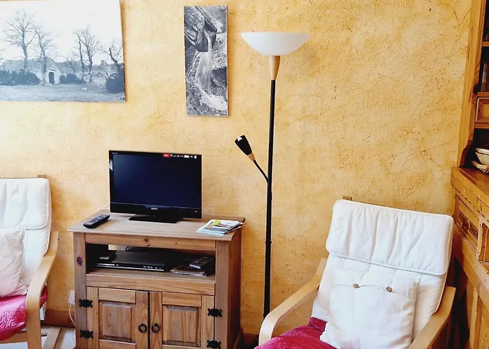 Au Centre De Montalbert, Ideal Pour Familles - Fr-1-755-6